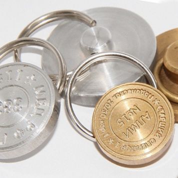 Пломбир (металлическая печать для опечатывания) с гравировкой-0