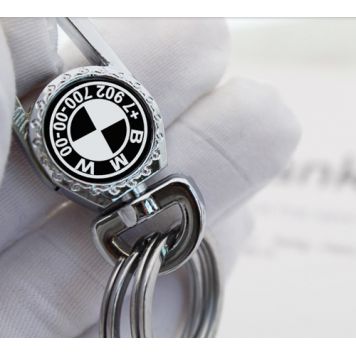 Брелок-карабин с гравировкой-1