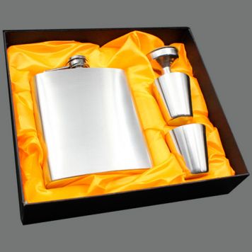 Подарочный набор: фляга, стаканчики и воронка из нержавеющей стали с гравировкой Подарочный набор: фляга, стаканчики и воронка из нержавеющей стали с гравировкой-0