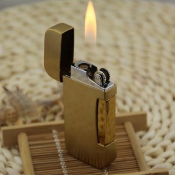 Зажигалка газовая с режимом "турбо" с гравировкой-1